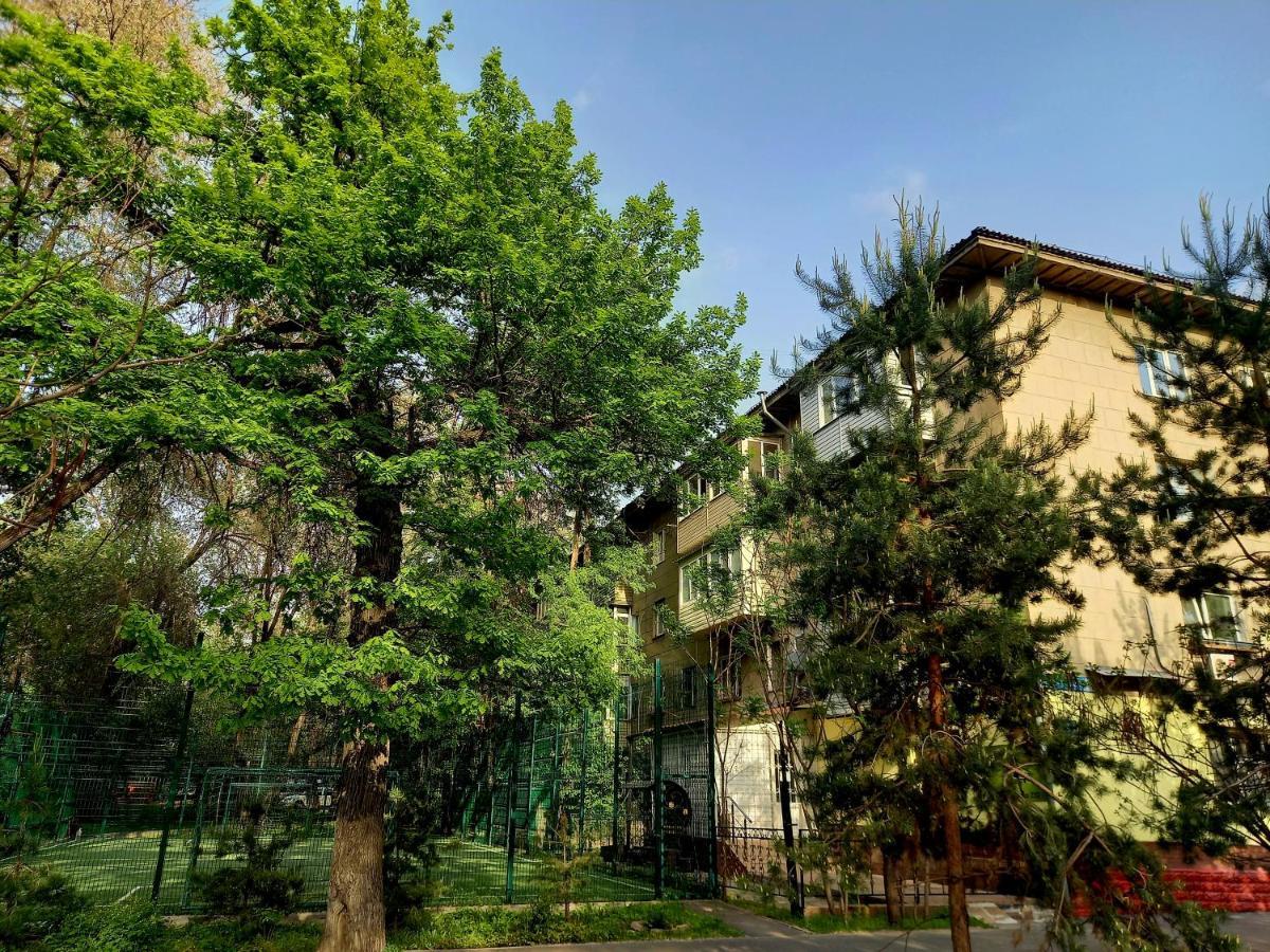 Квартира На Набережной Almati Kültér fotó